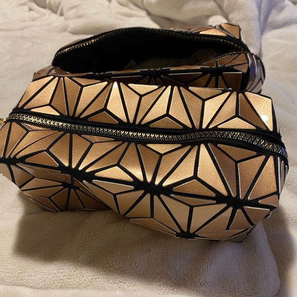 • geometric - Picture 4 of 4